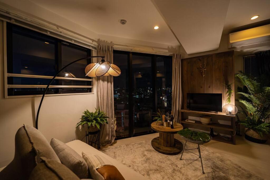 דירות Urasoe The Penthouse Ginowan מראה חיצוני תמונה