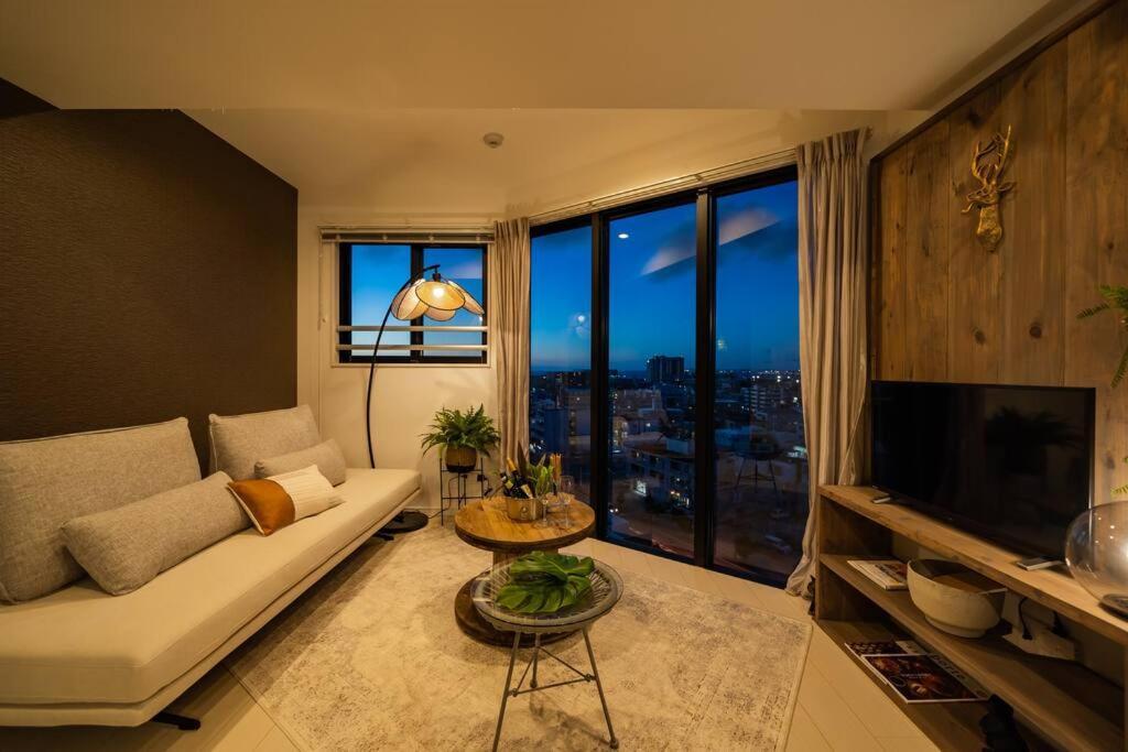דירות Urasoe The Penthouse Ginowan מראה חיצוני תמונה