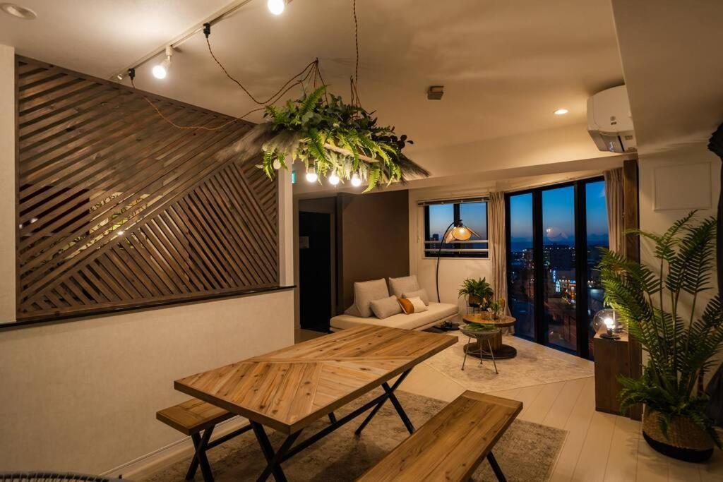 דירות Urasoe The Penthouse Ginowan מראה חיצוני תמונה