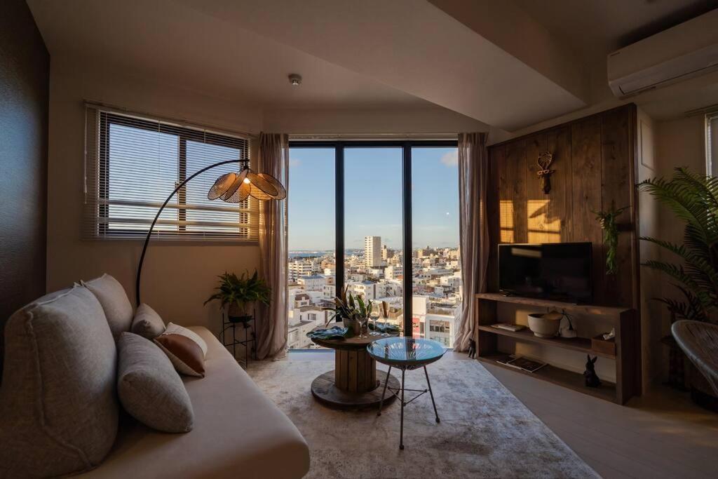 דירות Urasoe The Penthouse Ginowan מראה חיצוני תמונה